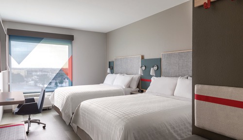 Standard Room, 2 Queen Beds, Accessible (Comms, Mobil, Access Tub)
