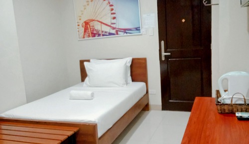 Basic Single Room