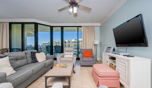 Condo, 2 Bedrooms