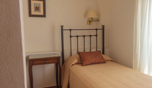 Classic Single Room