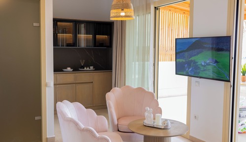 Luxury Single Room