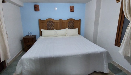 Economy Room, 1 King Bed