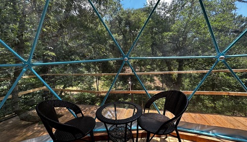 Comfort Room, Balcony, Hill View