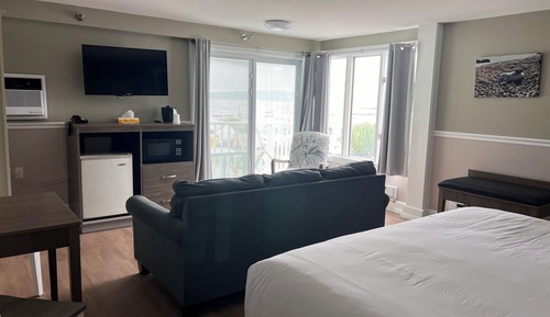 Panoramic Suite, 1 King Bed with Sofa bed, Balcony, Harbor View