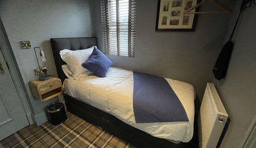 Classic Single Room