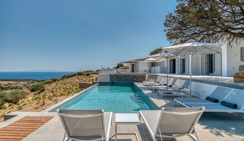 Luxury Villa, Multiple Bedrooms, Private Pool, Sea View