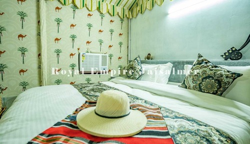Family Tent, 1 King Bed, Non Smoking, Desert View