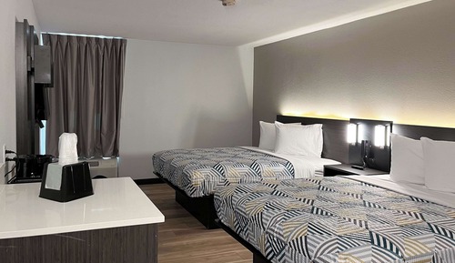 Standard Room, 2 Queen Beds, Non Smoking, Kitchenette