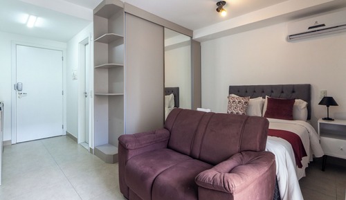 Premier Studio (518068)