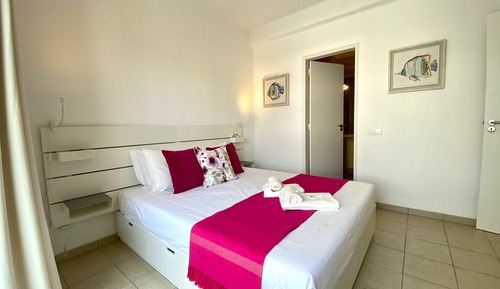 Apartment, 2 Bedrooms, Pool Access
