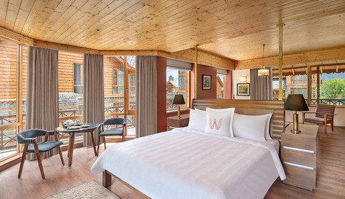 Suite, 1 King Bed