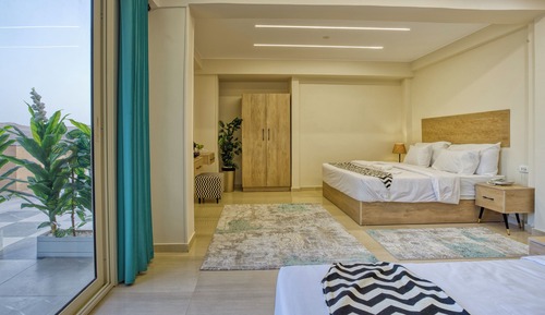 Grand Family Suite with Terrace