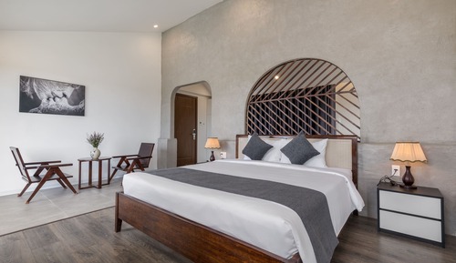 Luxury Penthouse, 1 Bedroom, Valley View (402)