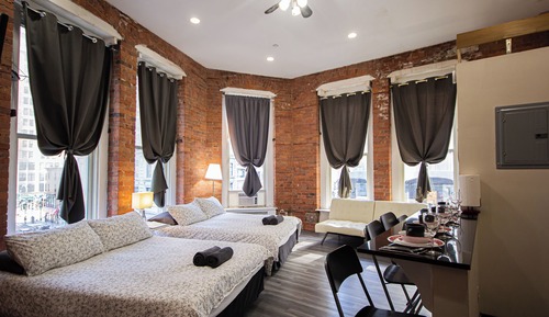 Charming Studio #15