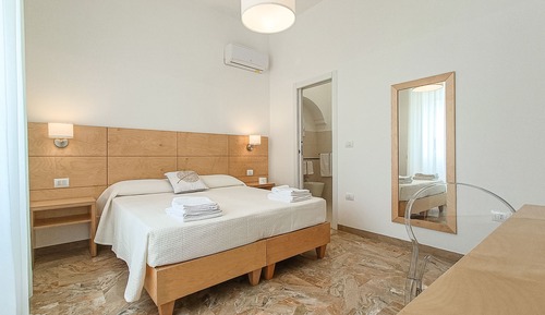 Standard Double or Twin Room, Ensuite