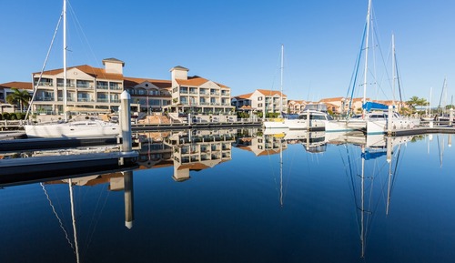 Marina Harbour View 2 Beds with Balcony