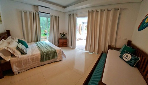Deluxe House