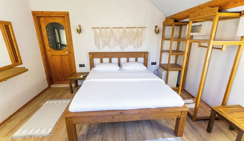 Junior Room