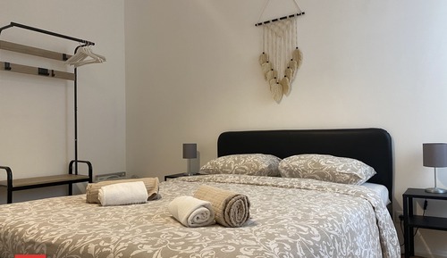 Basic Double Room with Shared Bathroom