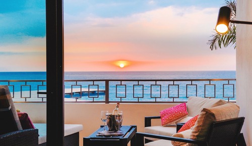 Suite (Sunset)