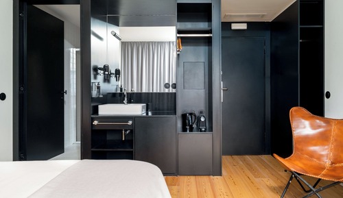 Queen Room