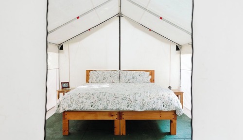 Deluxe Tent, 1 King Bed