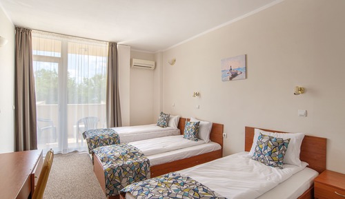 Economy Triple Room