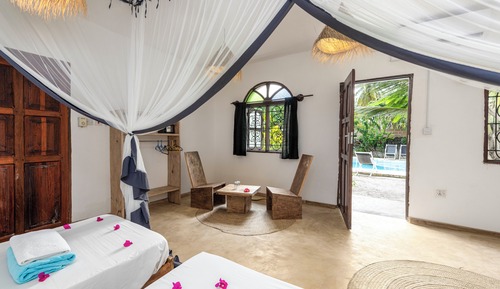 Elite Triple Room, 1 Bedroom, Non Smoking, Pool View (Villa with Pool)