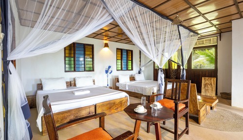 Superior Quadruple Room, 1 Bedroom, Non Smoking, Partial Ocean View (Bungalow)