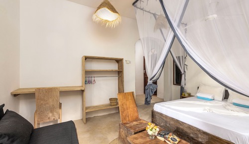 Deluxe Double Room, Non Smoking (Villa with Pool)
