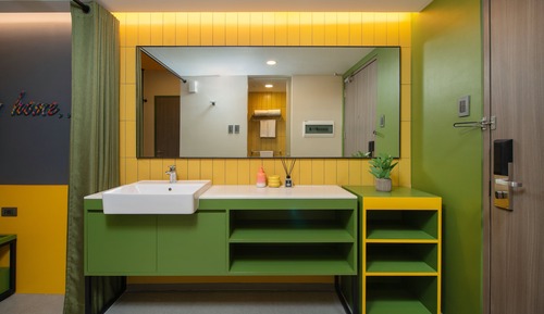 Twin Room (Side by Side)