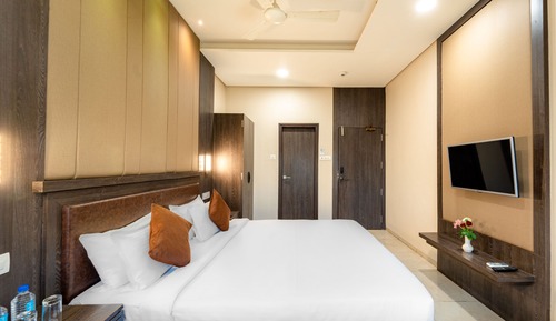 Executive Double Room, 1 King Bed, City View
