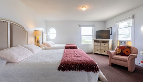 Premier Room