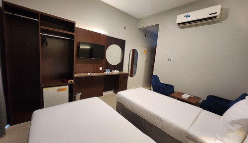 Family Twin Room