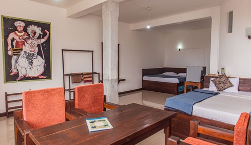 Family Quadruple Room, 1 King Bed, Non Smoking, Mountain View