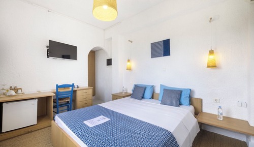 Economy Double Room, Garden View