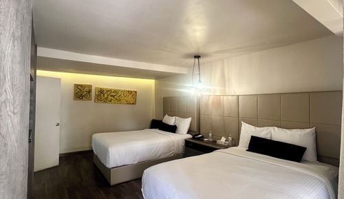 Premier Suite
