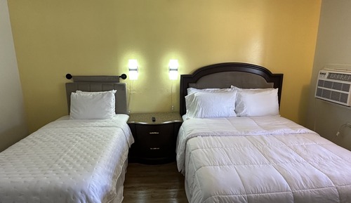 Deluxe Triple Room, Multiple Beds, Non Smoking
