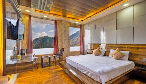 Premium Room