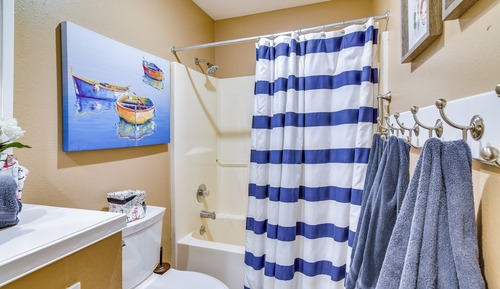 Apartment (2 Bedrooms)