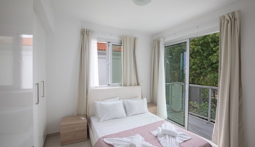 Villa, Balcony, Garden View