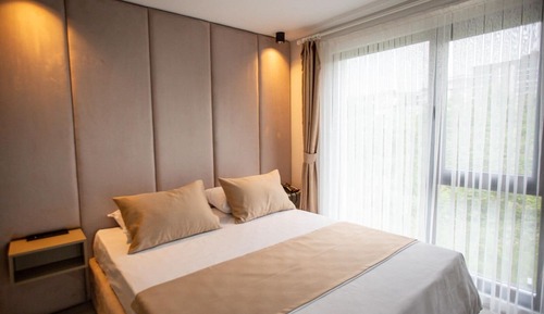 Comfort Room, 1 King Bed, Sea View