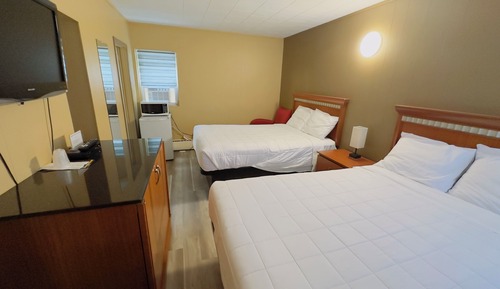 Economy Double Room, Non Smoking, Microwave