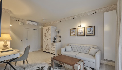 Aries Suite