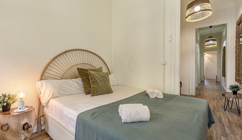 Deluxe Apartment