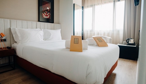 Economy Room