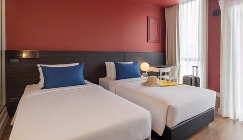 Comfy Double or Twin Suite Room