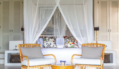 Family Cabin, Balcony