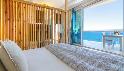 Family Studio Suite, 1 Bedroom, Sea View
