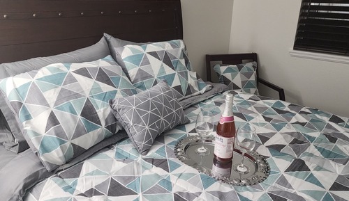 Deluxe Room, 1 Queen Bed